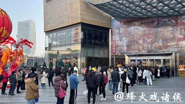 五角场商圈一家烤鱼店排队6000桌？看“排队经济”玩出新高度